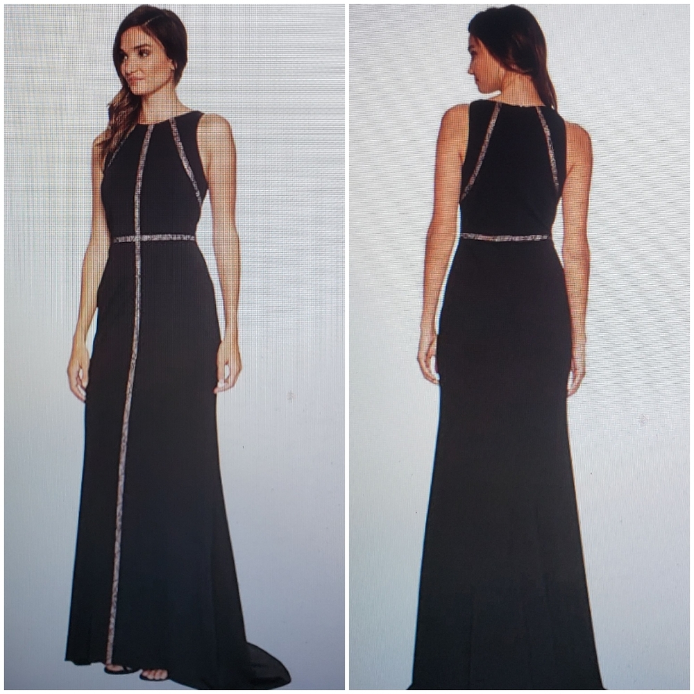 Adrianna Papell Sleeveles Jersey Halter Gown